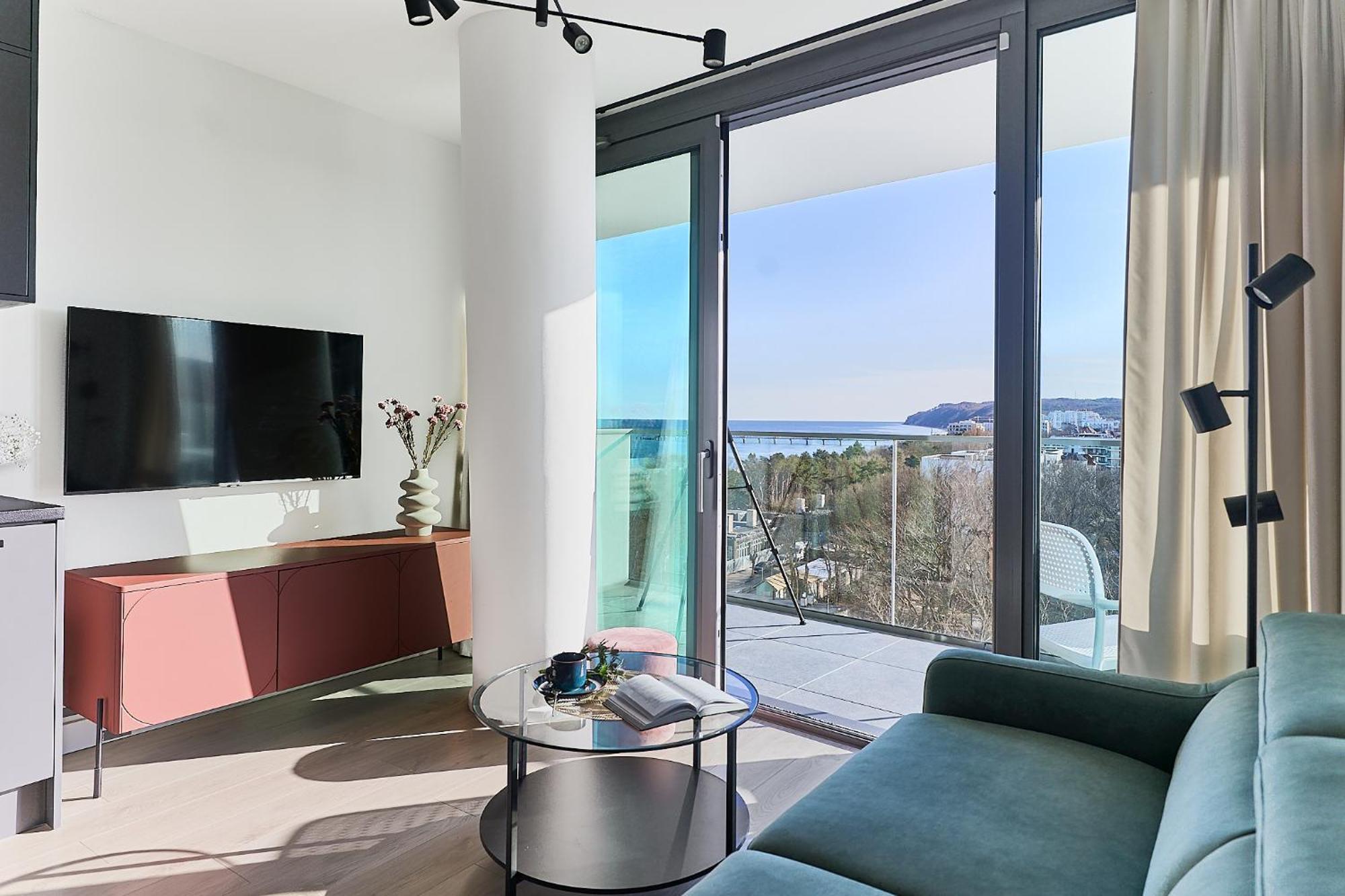 Crest View 777th - & Seaview *